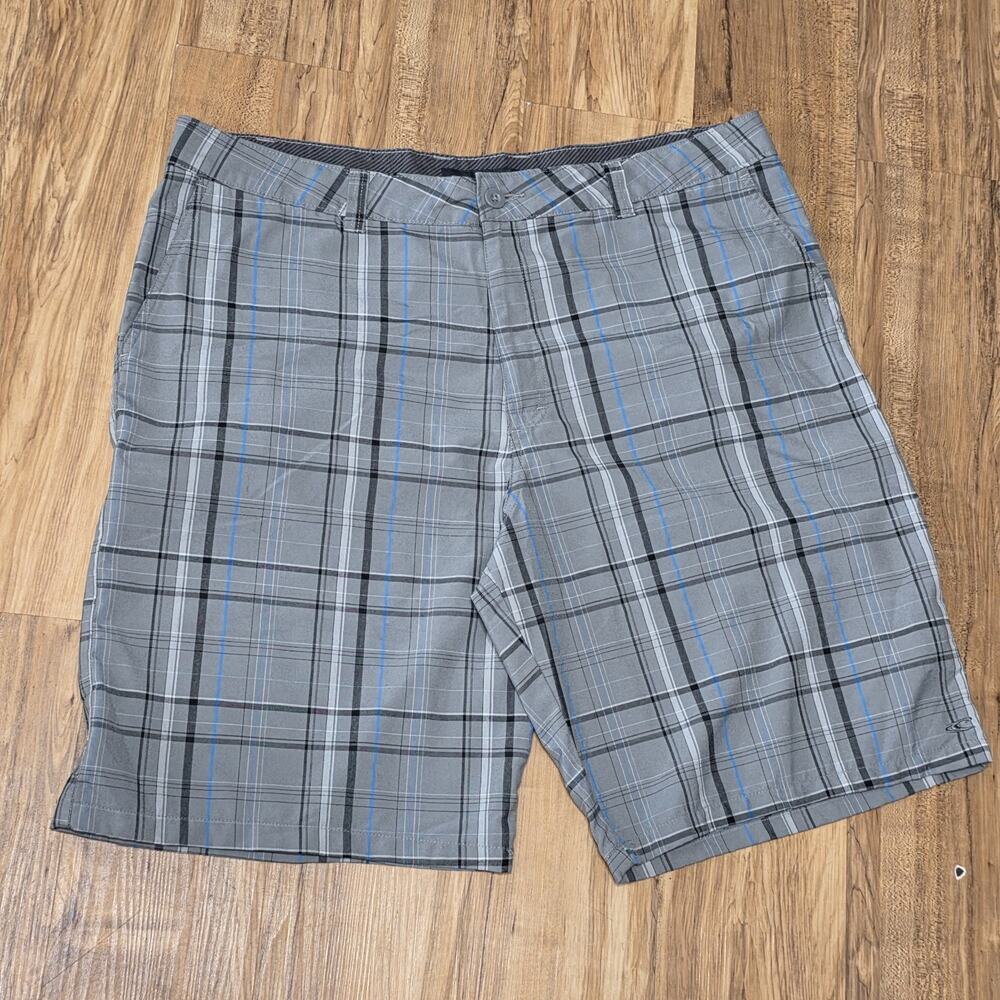 O'Neill Plaid Golf Shorts Mens Size 40 Gray Blue Flat Front Casual Performance